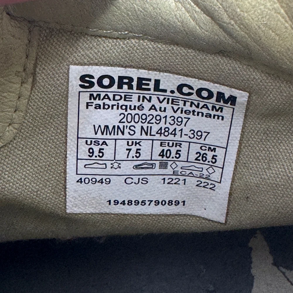 Sorel Lennox Hiker STLT Boot Womens 9.5 Khaki Green Leather‎ NL4841-397
